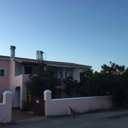Apartment Casa Per 9 Persone Bbq Wi-fi San Teodoro (Sardinia)
