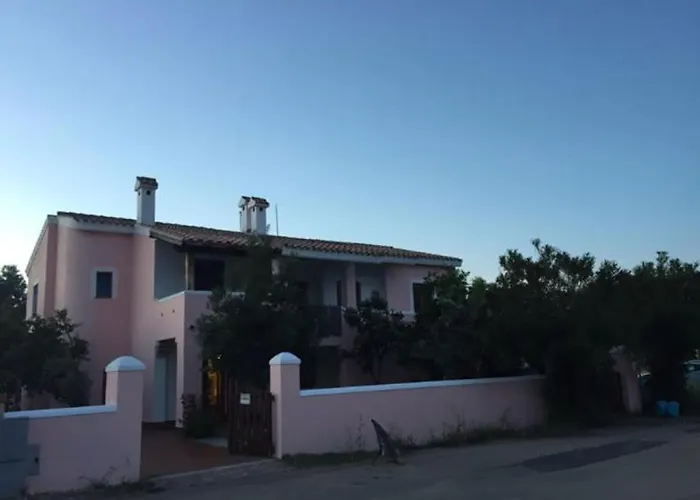 Apartman Casa Per 9 Persone Bbq Wi-fi San Teodoro